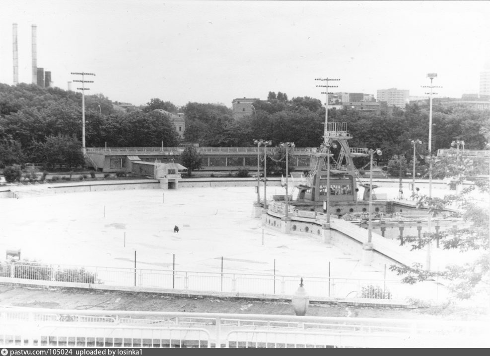 Бассейн москва исторические