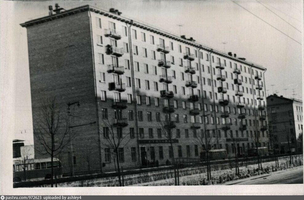 Улица Добролюбова, д.18