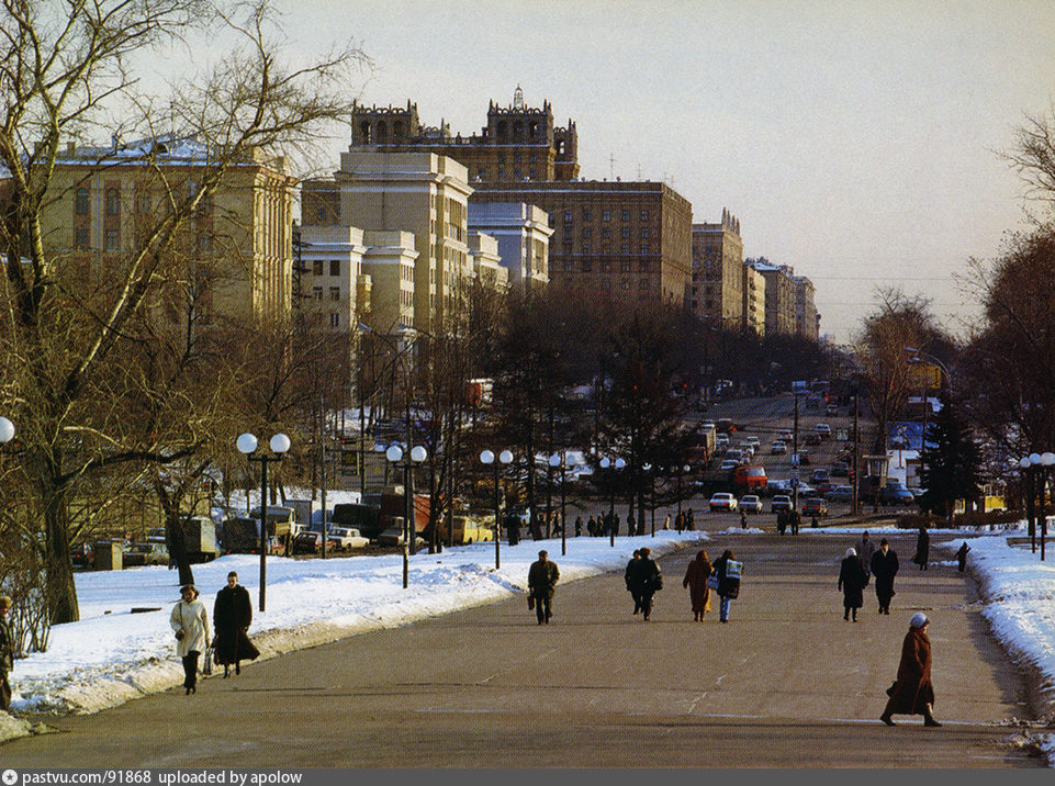 Аллея космонавтов в москве фото