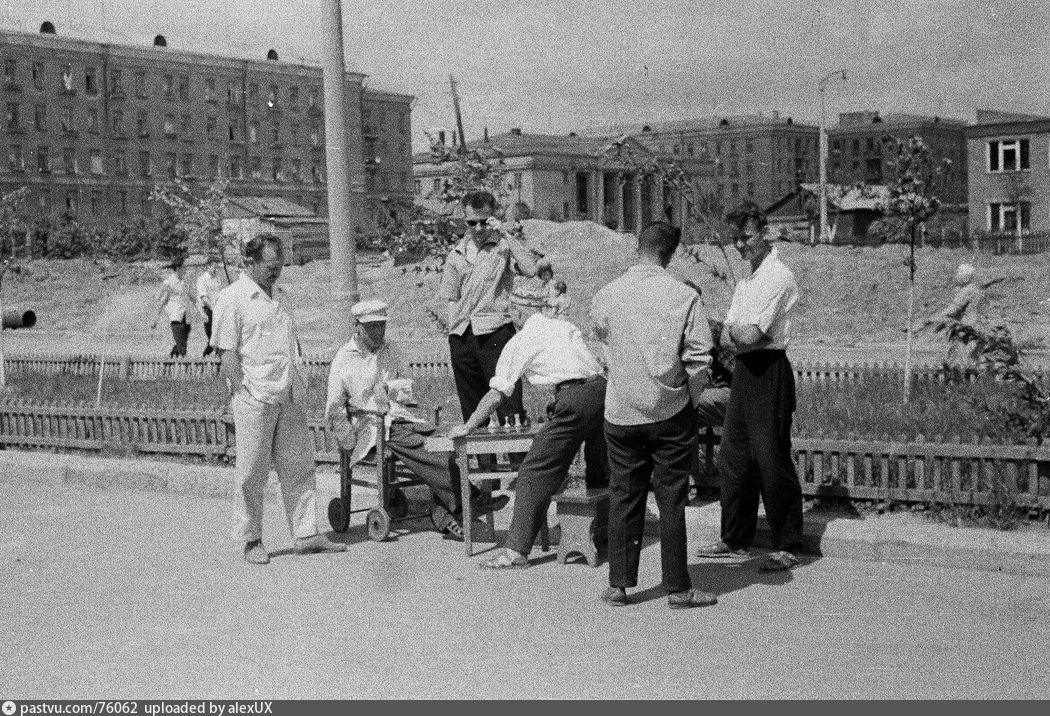 Кунцево. Вид с ул. Молодогвардейская на Дом Культуры на ул. Партизанская