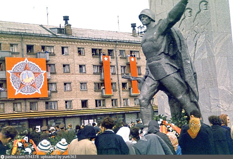 Площадь славы в москве