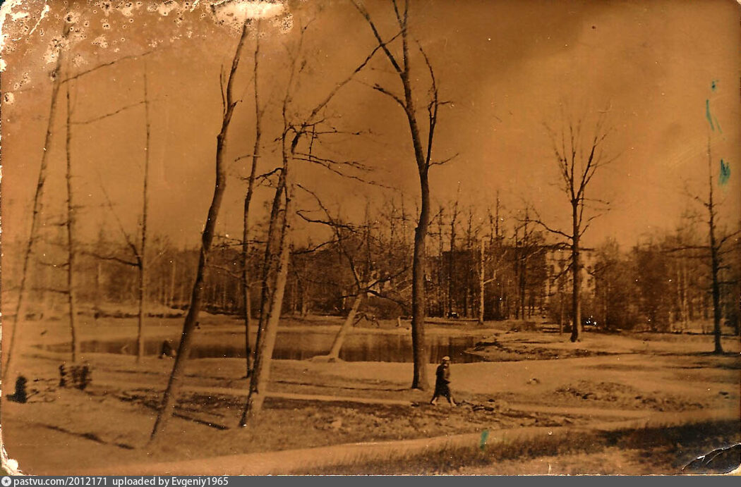 Бочковой квас в ссср. Турист ссср. Снимки томаса хаммонда в ссср. Конец 1950 х. Ссср 50е.