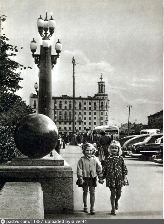 Старая москва болотная площадь