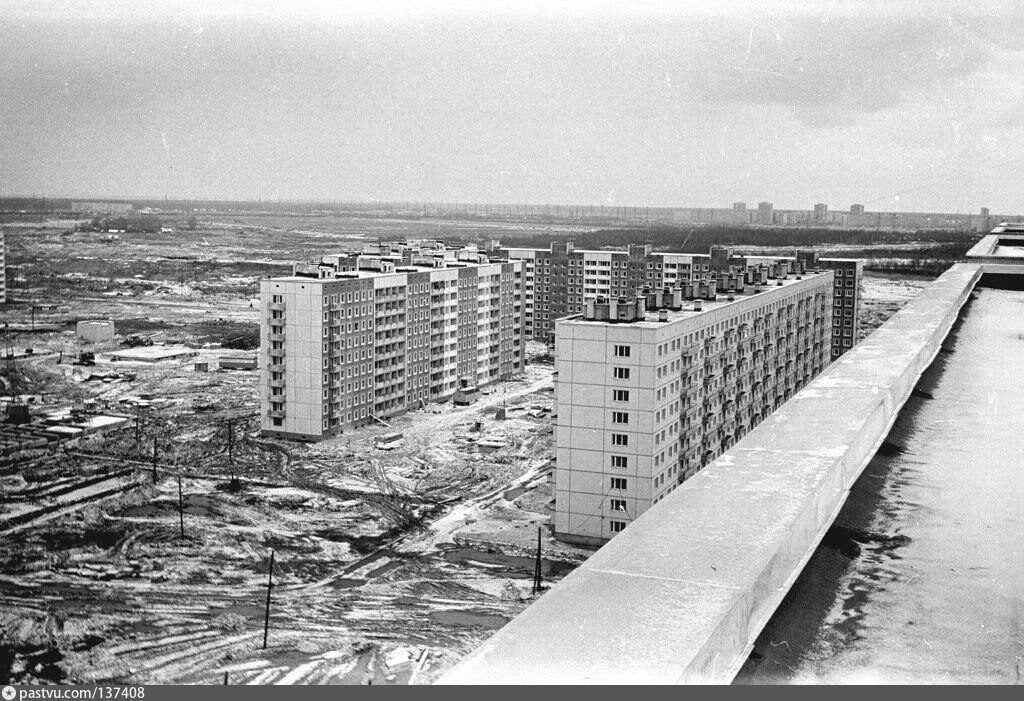 Год постройки ул. Ленинград Ржевка Пороховые. Ржевка-Пороховые 1980. Ржевка Пороховые 80 е. Проспект Энтузиастов 90 е.