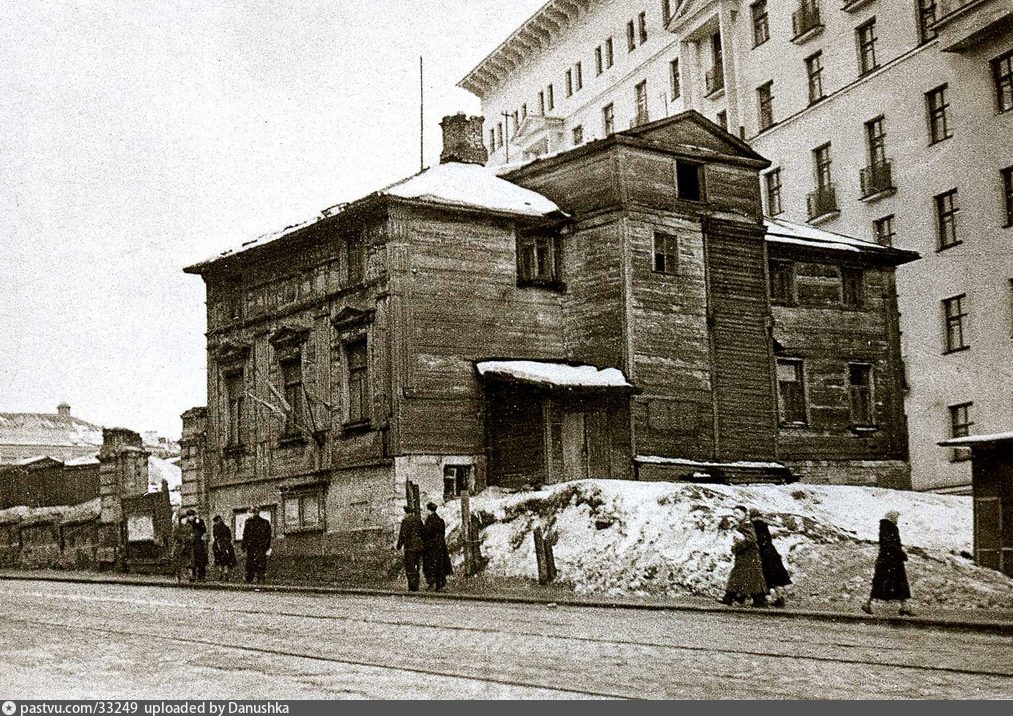 Дома с историей в москве