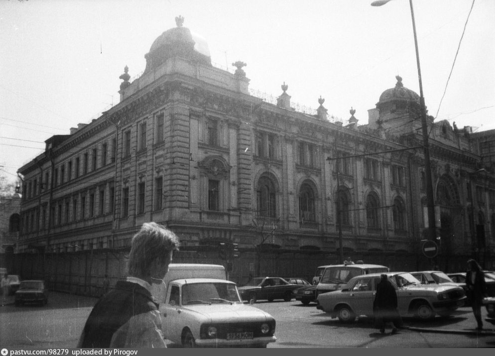 Неглинная улица москва