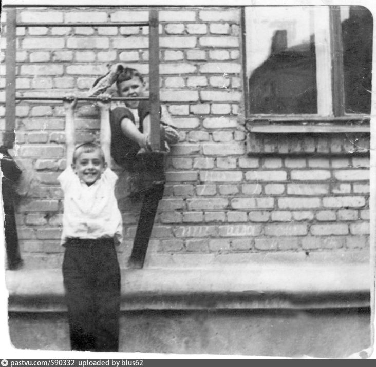 Пожарная лестница дома Берёзовая аллея, 10/1