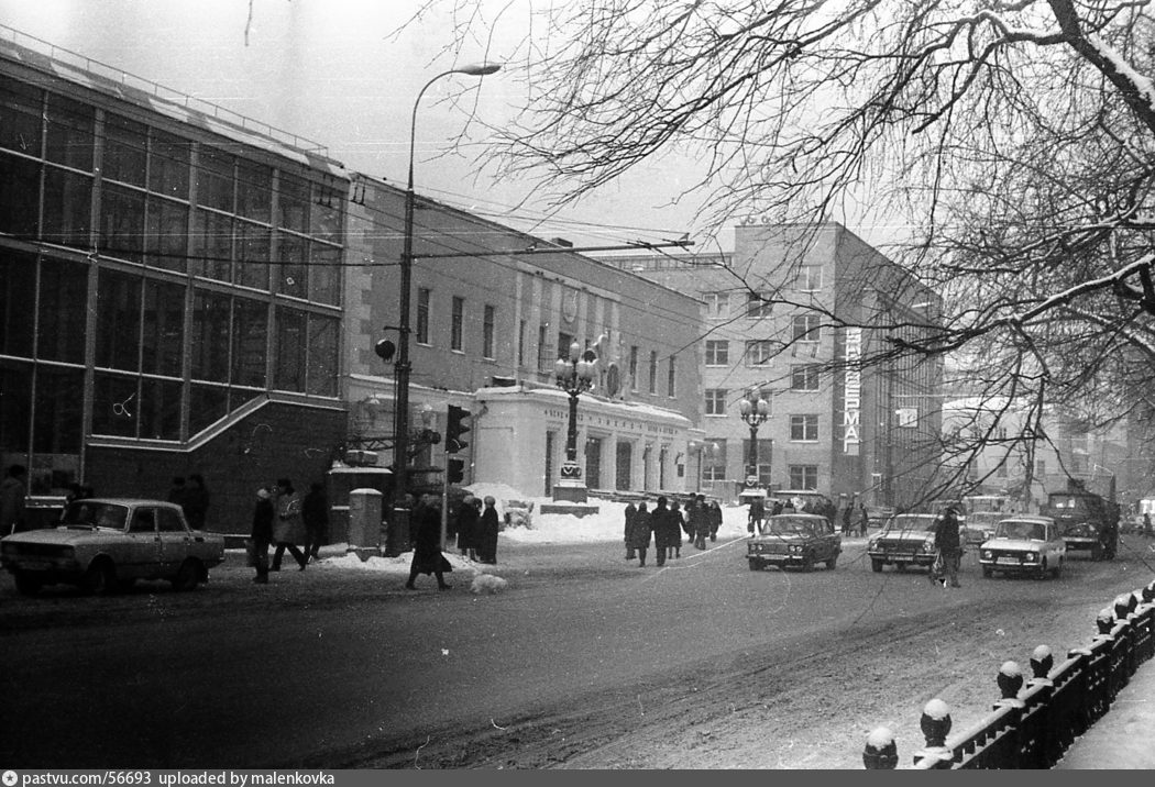 Советский точно. Рынок на Цветном бульваре 1961. Центральный рынок в Москве на Цветном бульваре в СССР. Цирк на Цветном бульваре СССР. Старая Москва цветной бульвар.