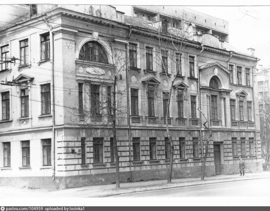 Воронцовская улица,  дом № 30а, бывший корпус еврейской больницы Поляковых