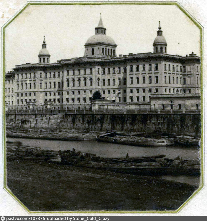 Воспитательный дом в москве