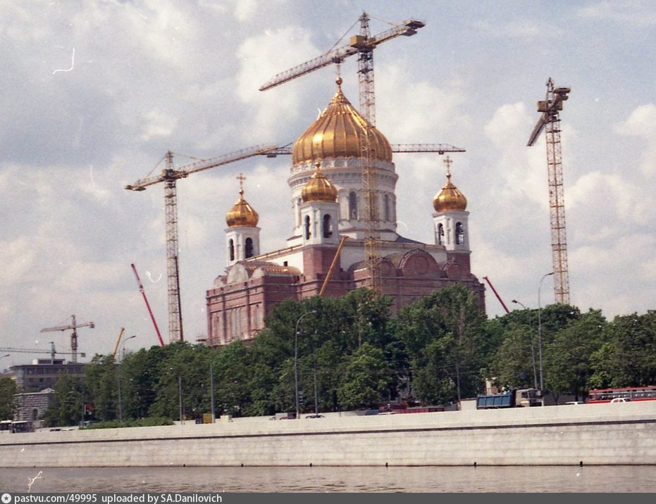 Строительство храмов в москве