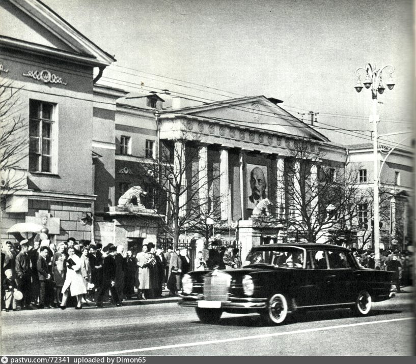 Английский клуб в москве на тверской