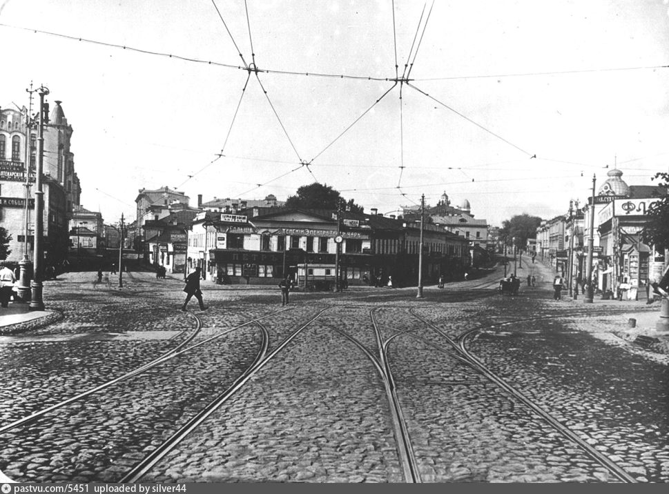 Площадь Пречистенские ворота