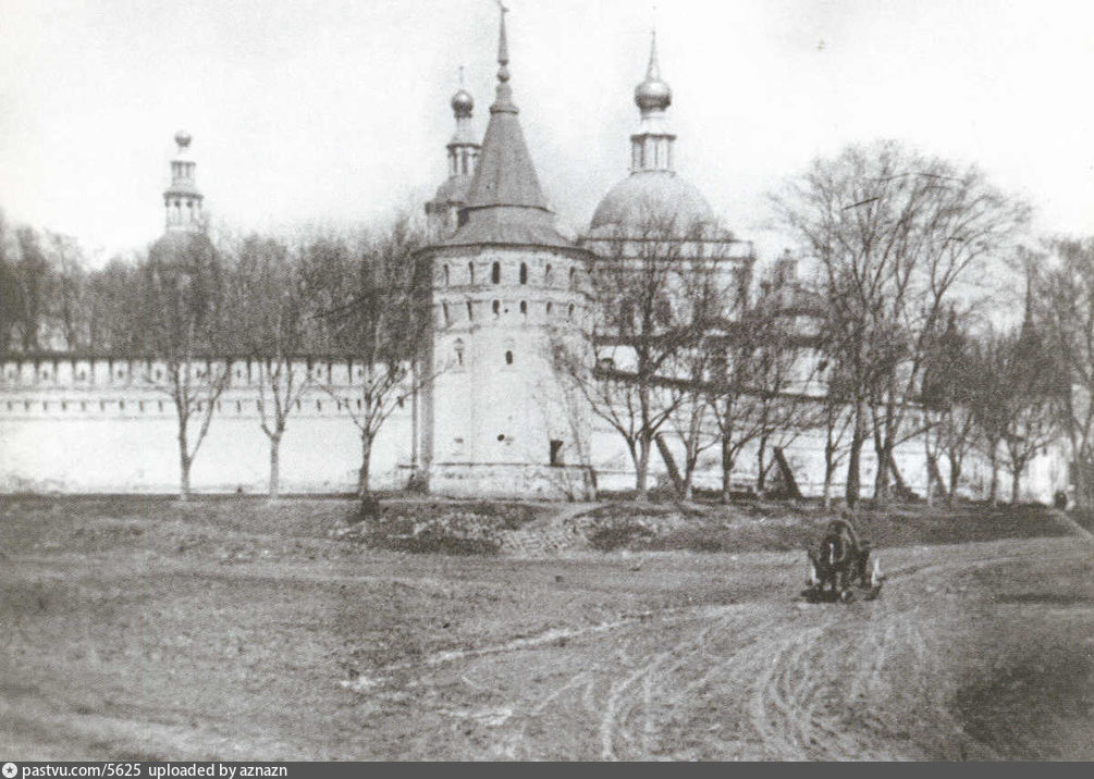 Даниловский монастырь Москва осень