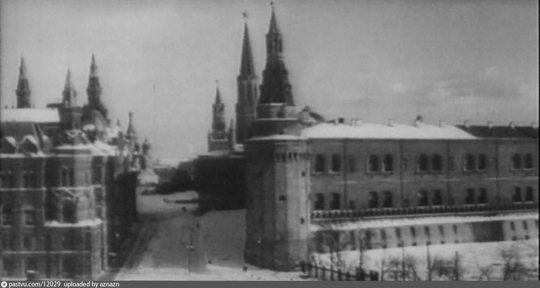 Как маскировали кремль во время войны фото