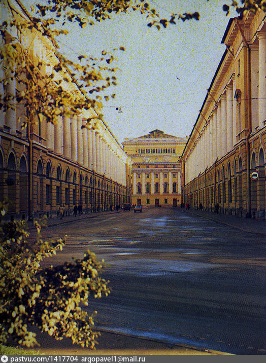 Улица Зодчего Росси Фото
