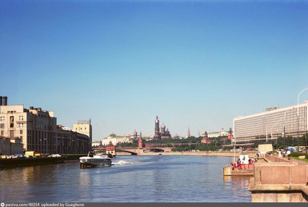 Устьинская набережная москва