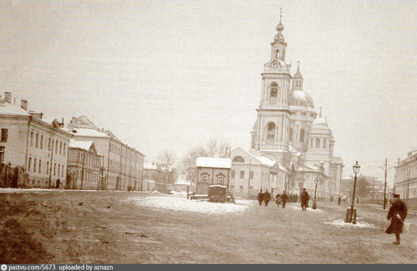 Храм в Елохове Москва