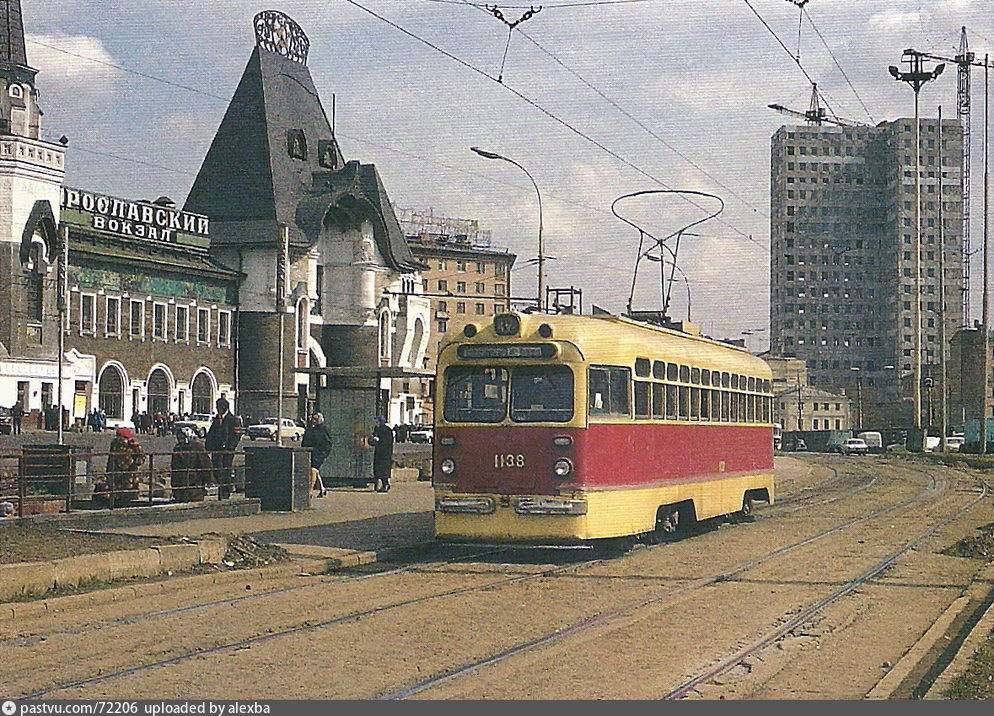 Комсомольская площадь старые