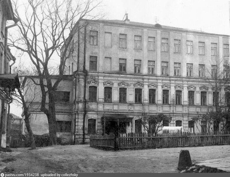 Садовая-Самотёчная улица, 12