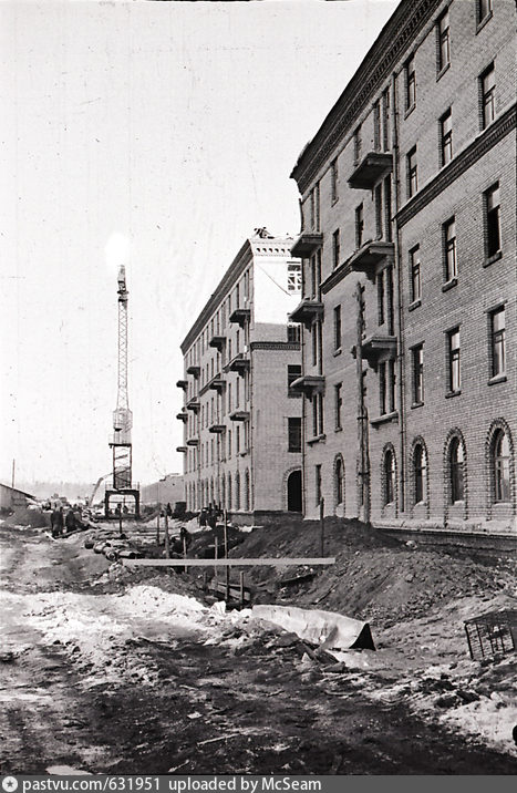 Средняя Первомайская, дома 42 и 44
