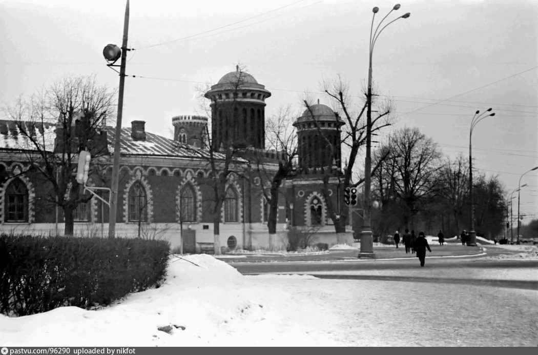 Петровский путевой дворец старые фото