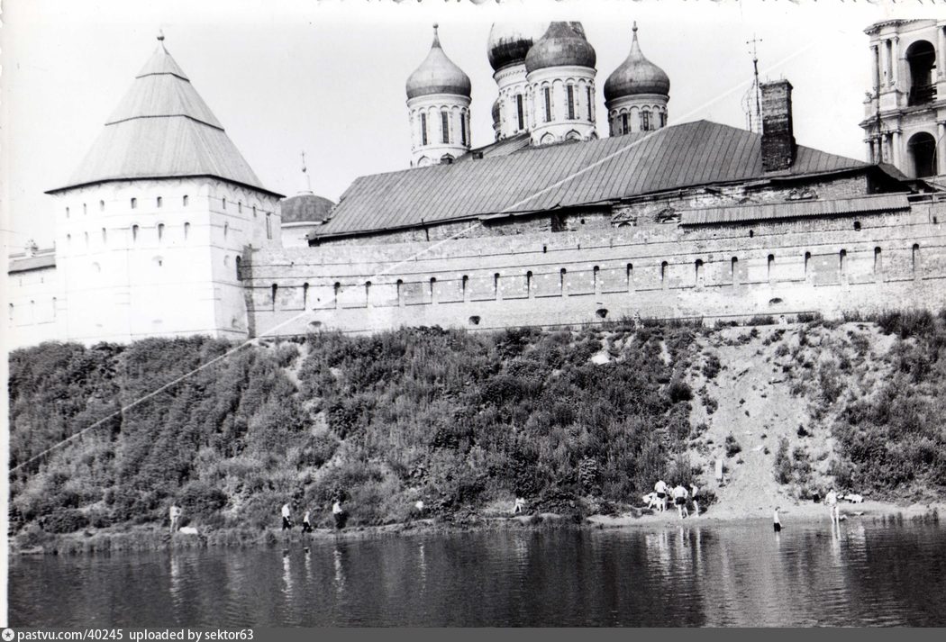 Новоспасский пруд в москве фото