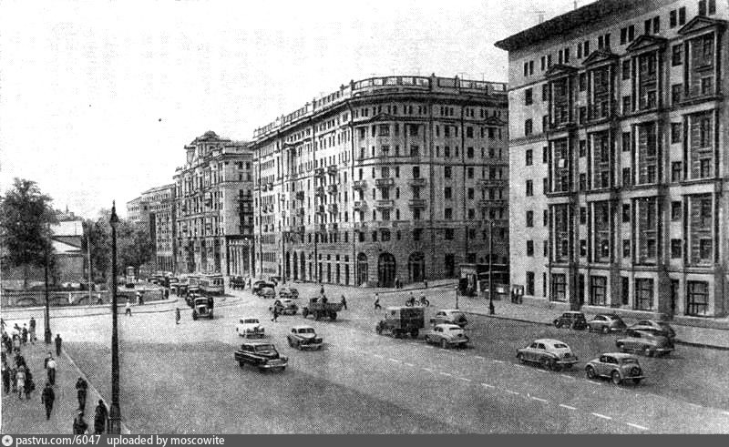 Сыромятническая улица москва. Улица Чкалова Москва. Верхняя Старая улица. Сыромятническая улица Старая фото. Москва ул.Чкалова дом 52 1946 год.