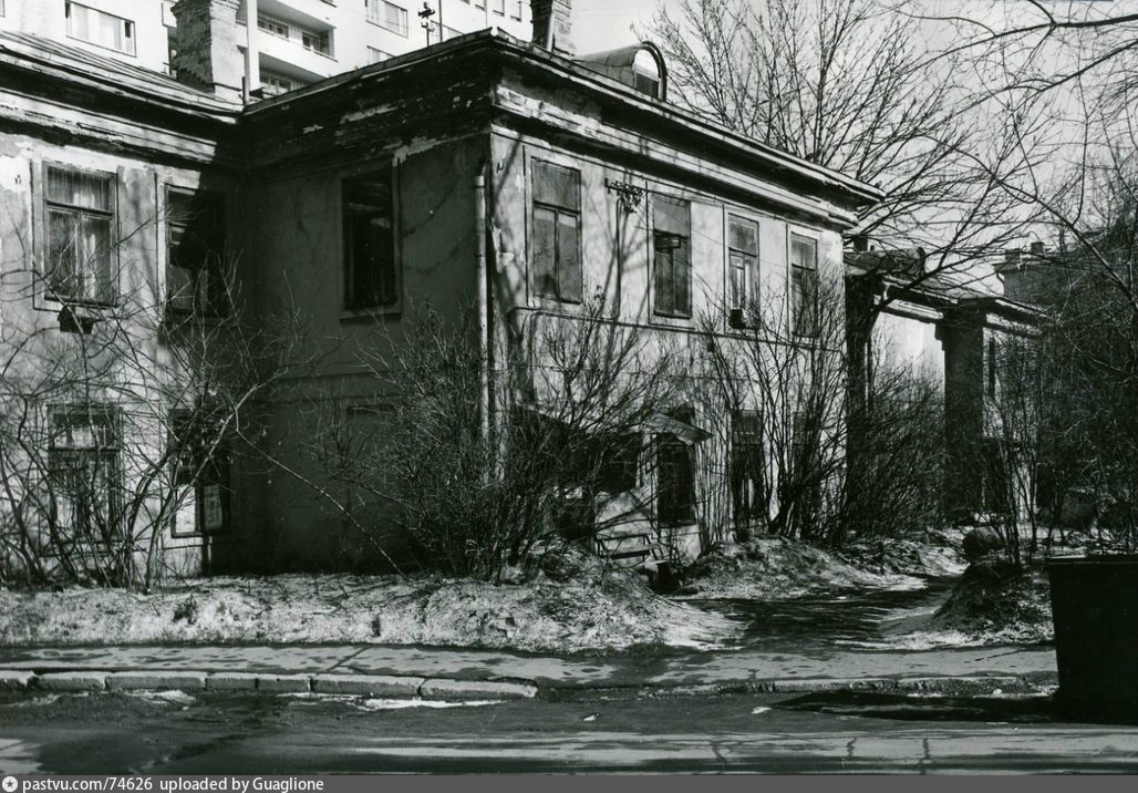 Москва чертольский переулок