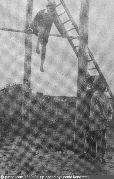 Детская площадка в РЖСКТ "Пищевая индустрия". Дмитровское шоссе, 1/А