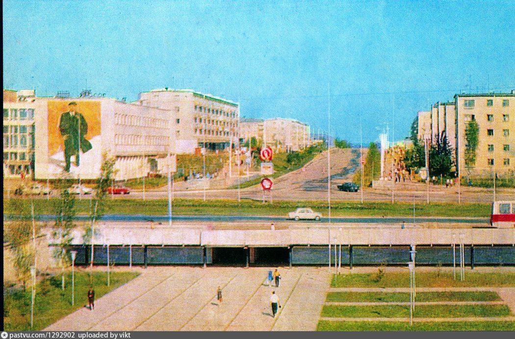 Город брежнев. Набережные Челны СССР. Город Брежнев ТАССР. Челны Гидростроителей история. Челны времен СССР.