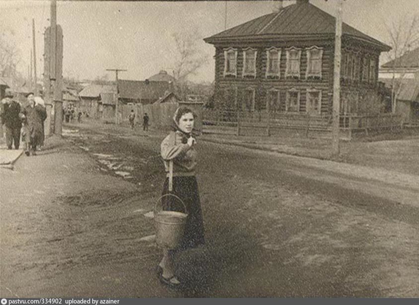 Улица большая дорога. Ижевск 1950-е годы. Старые фото. Исторические снимки Ижевска. Архив старых фотографий.
