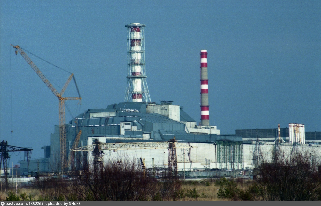 Chernobyl nuclear. Атомная станция ЧАЭС. Станции Чернобыльской АЭС Припять. Станция ЧАЭС Чернобыль. Чернобыль АЭС 1985.