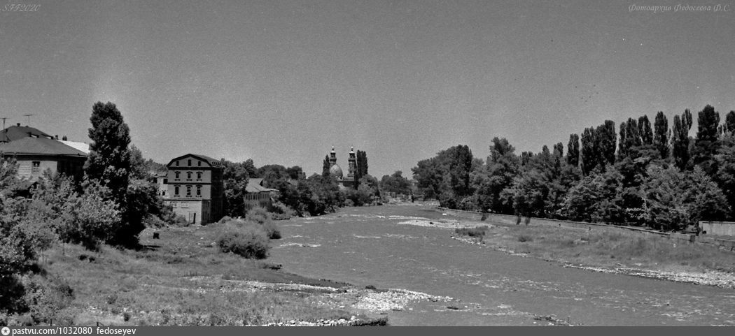 река терек вов. военно-грузинская дорога ретро фото. река терек владикавказ. старый терек кизлярский район. река терек.