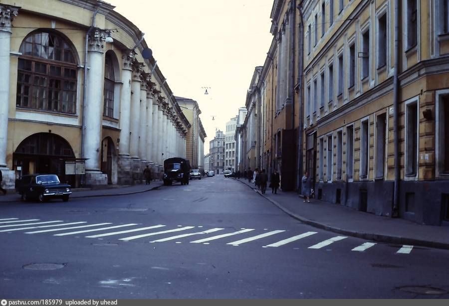 Москва рыбный переулок