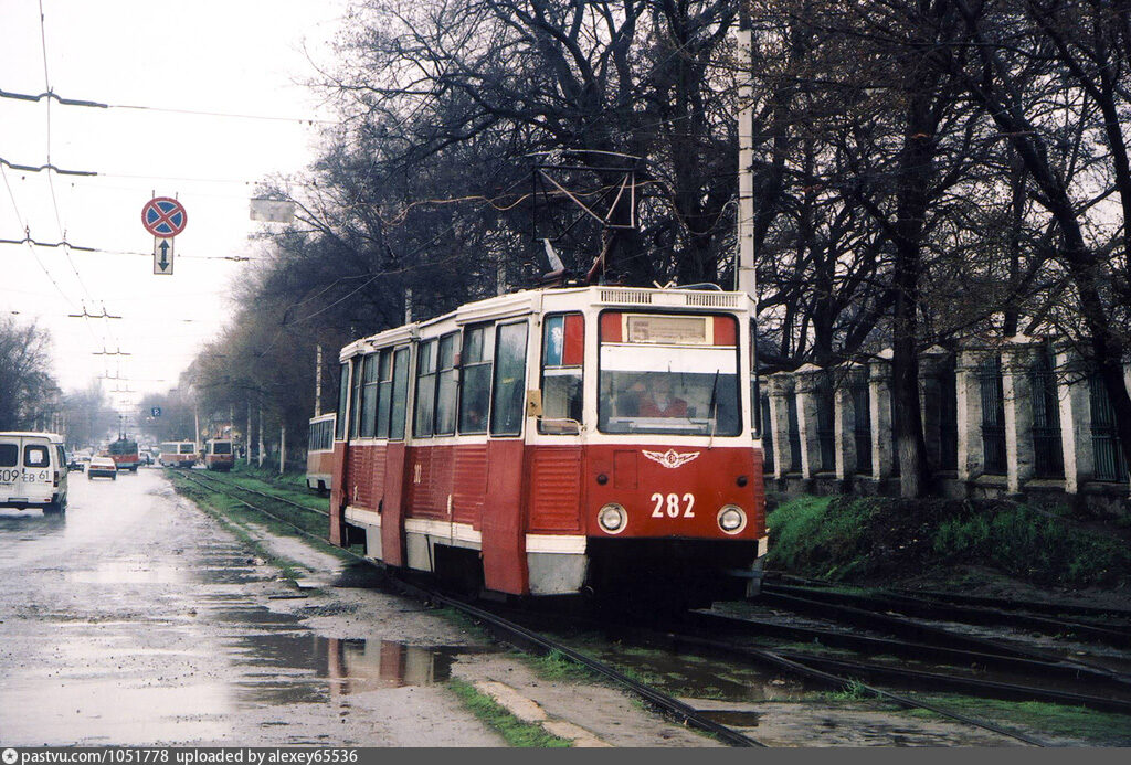 Таганрог въезд в город. Таганрог 2000. Таганрог при въезде в город. Город таганрог 80е. Таганрогу 2000 лет.