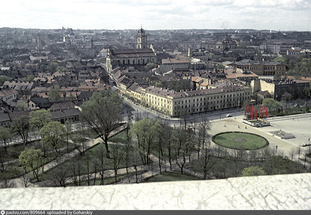 Столица основанная. Советский Вильнюс. Вильнюс Литовская ССР фотографии. Вильнюс во времена СССР. Вильнюс СССР фото.