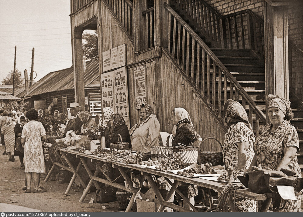 базар в приволжском городе 19 век