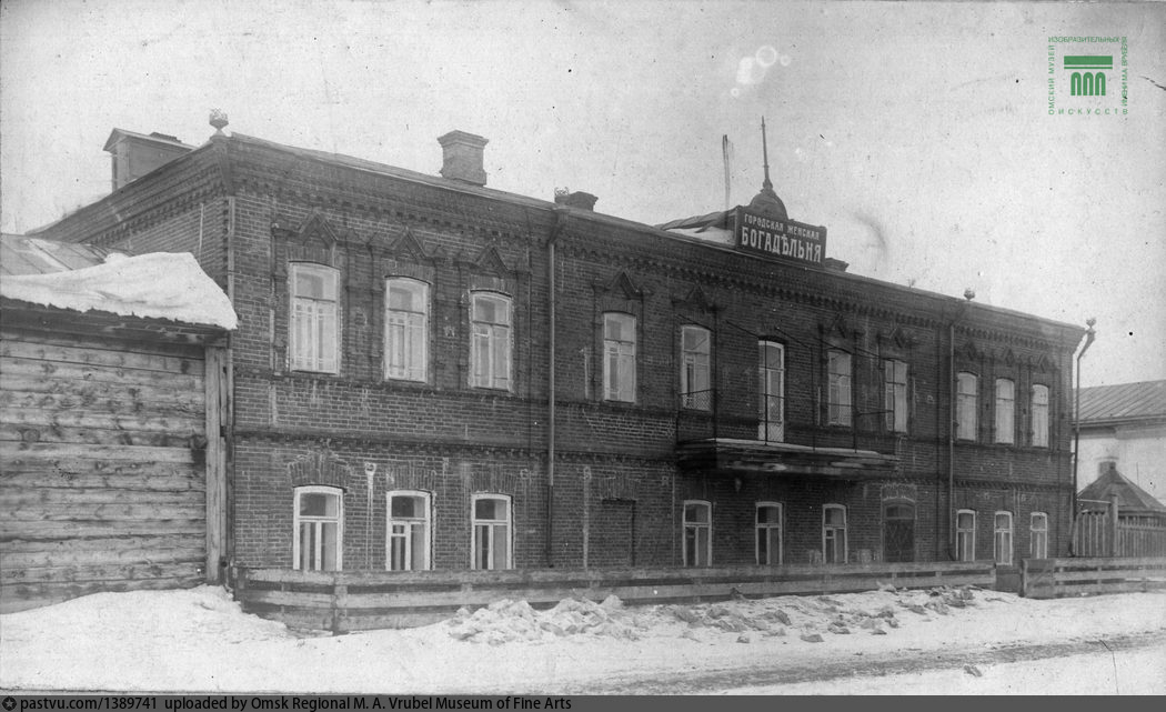 Типичная история старинного здания в Омске 