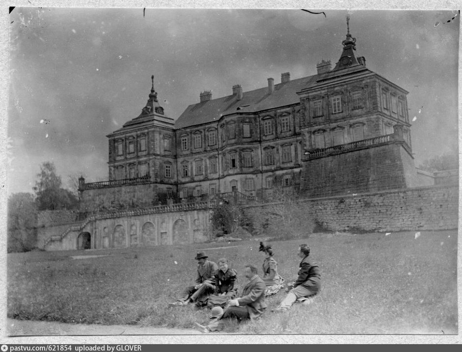 Picture of Pidhirtsi Castle in 1893 