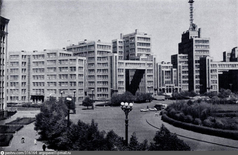 харьков привокзальная площадь. харьков 1934. столица украины 1934. харьков. площадь дзержинского.