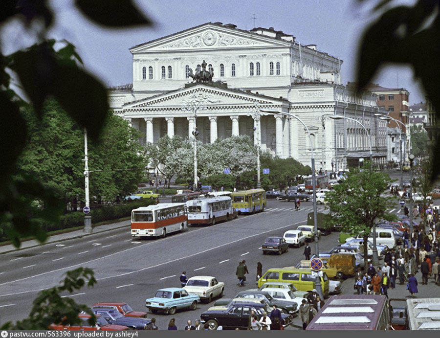 Советский 1983. Большой театр в Москве 1990. Большой театр Союза ССР город. Москва. Большой театр в 1960 году. Большой театр 1980.