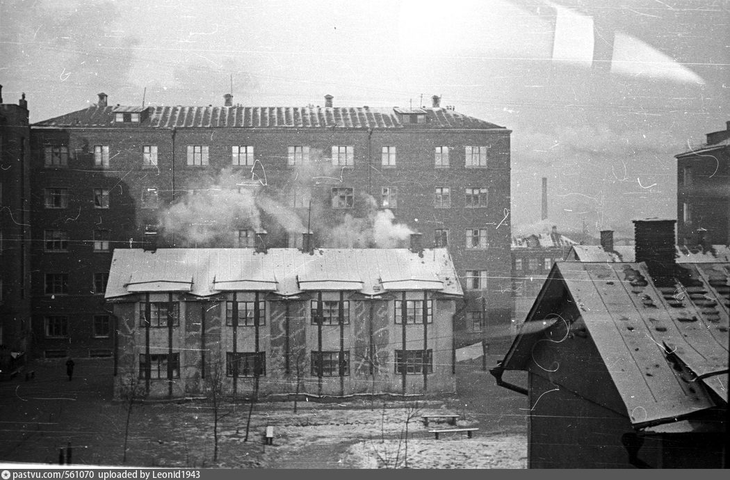 Новослободская ул.62 двор между корпусами 20 и 14. 1939 год