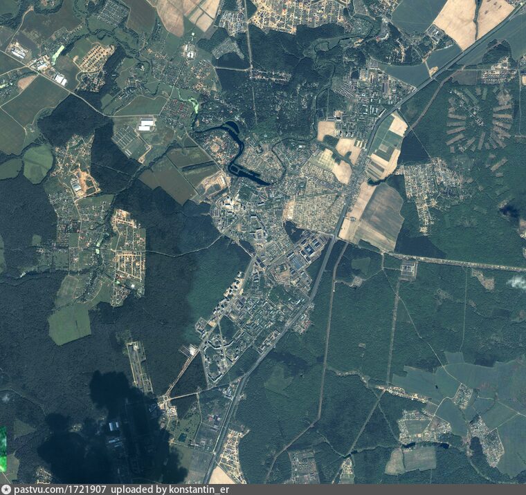 Спутник 2000 года. Спутниковые снимки Новосибирска 2000 года. Бузулук со спутника 2000 года. Тогучин фото спутника 2000 года.