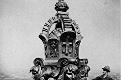 Der Bau des Deutschen Reichstages: Die Spitze der Kuppellaterne (1892)