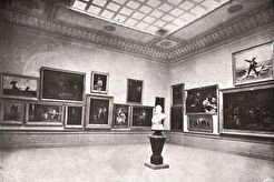 Vista de la colección municipal de pinturas ubicadas en el Palacio de la Exposición (1904)
