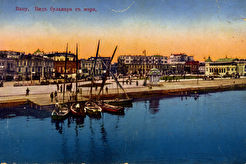 Вид бульвара с моря (1900)