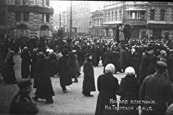 Угол Тверской улицы и Воскресенской площади (1917)