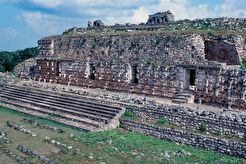 Caca de Codz, Kabah (1983)