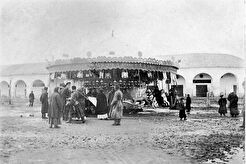 Карусель (1895)